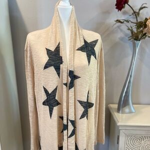 Phil Love and 2PM Style Open-Front Cardigan With a Black Star Pattern
